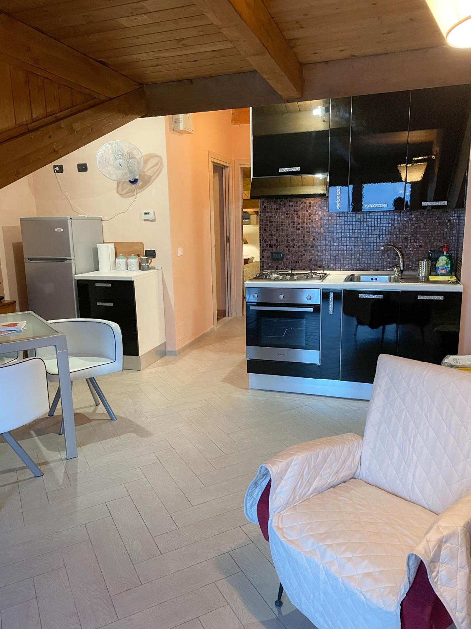 Maremare Apartments Giardini-Naxos Extérieur photo