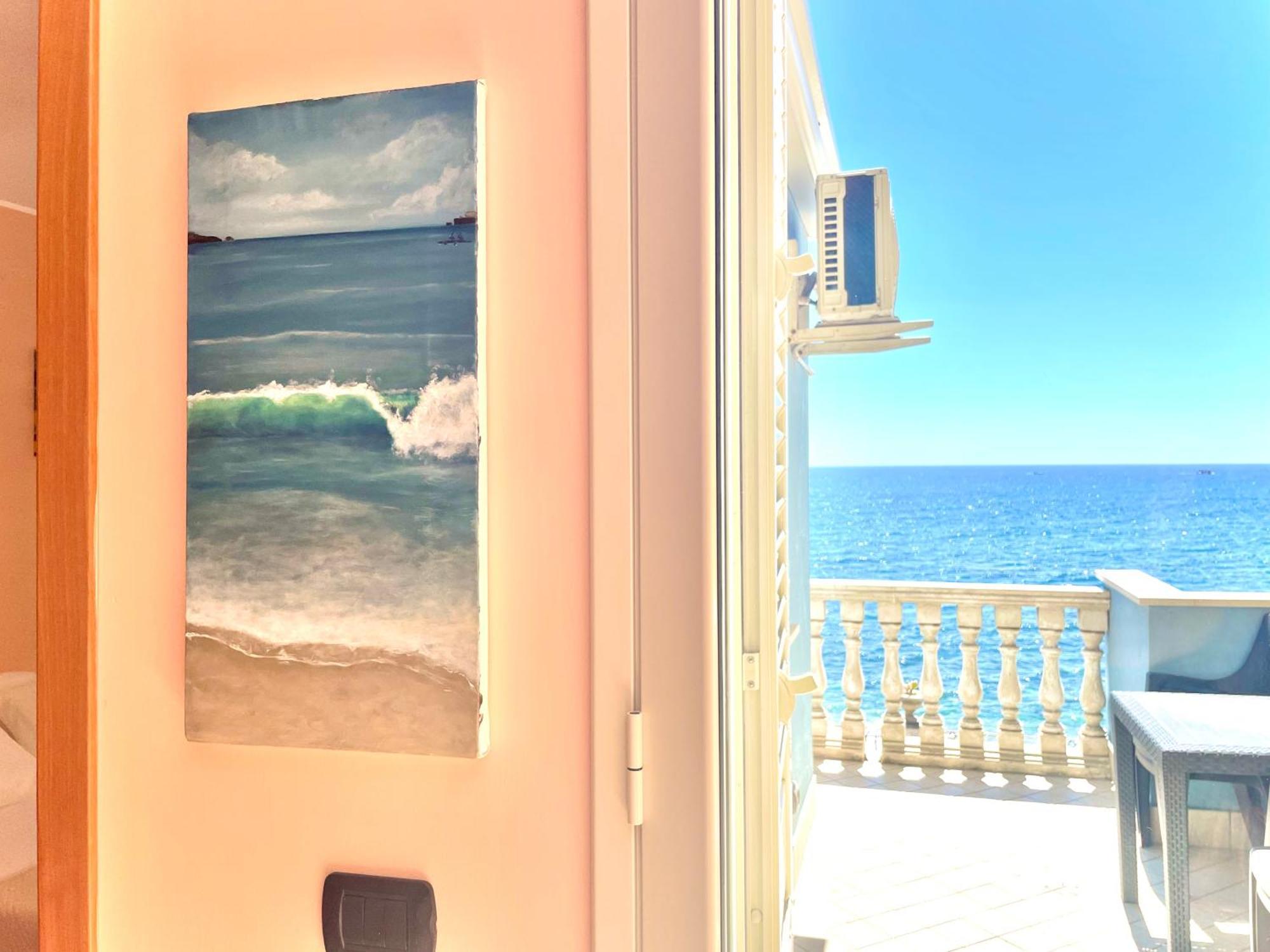 Maremare Apartments Giardini-Naxos Extérieur photo